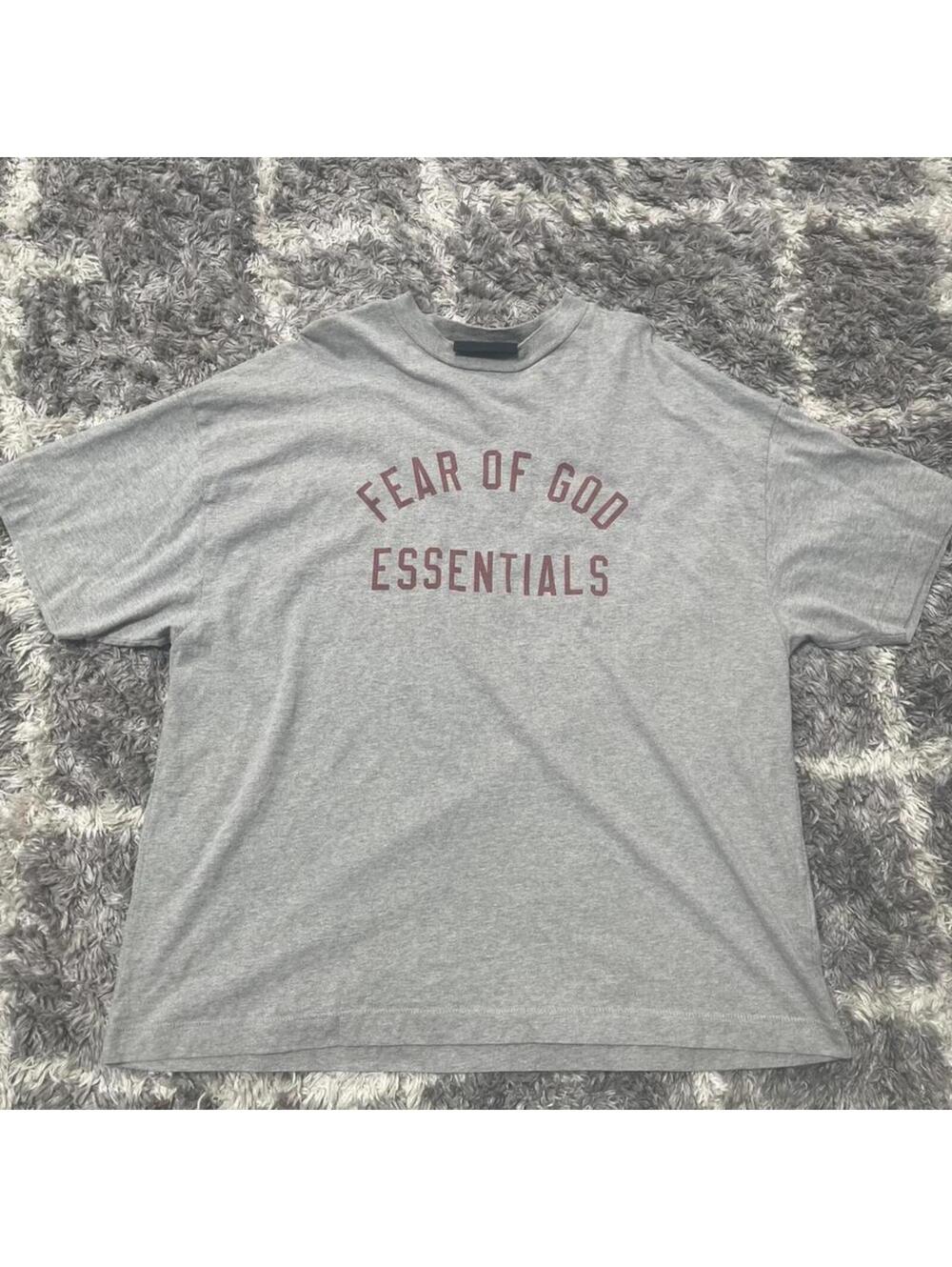 Fear of God Men's Grey Tshirt